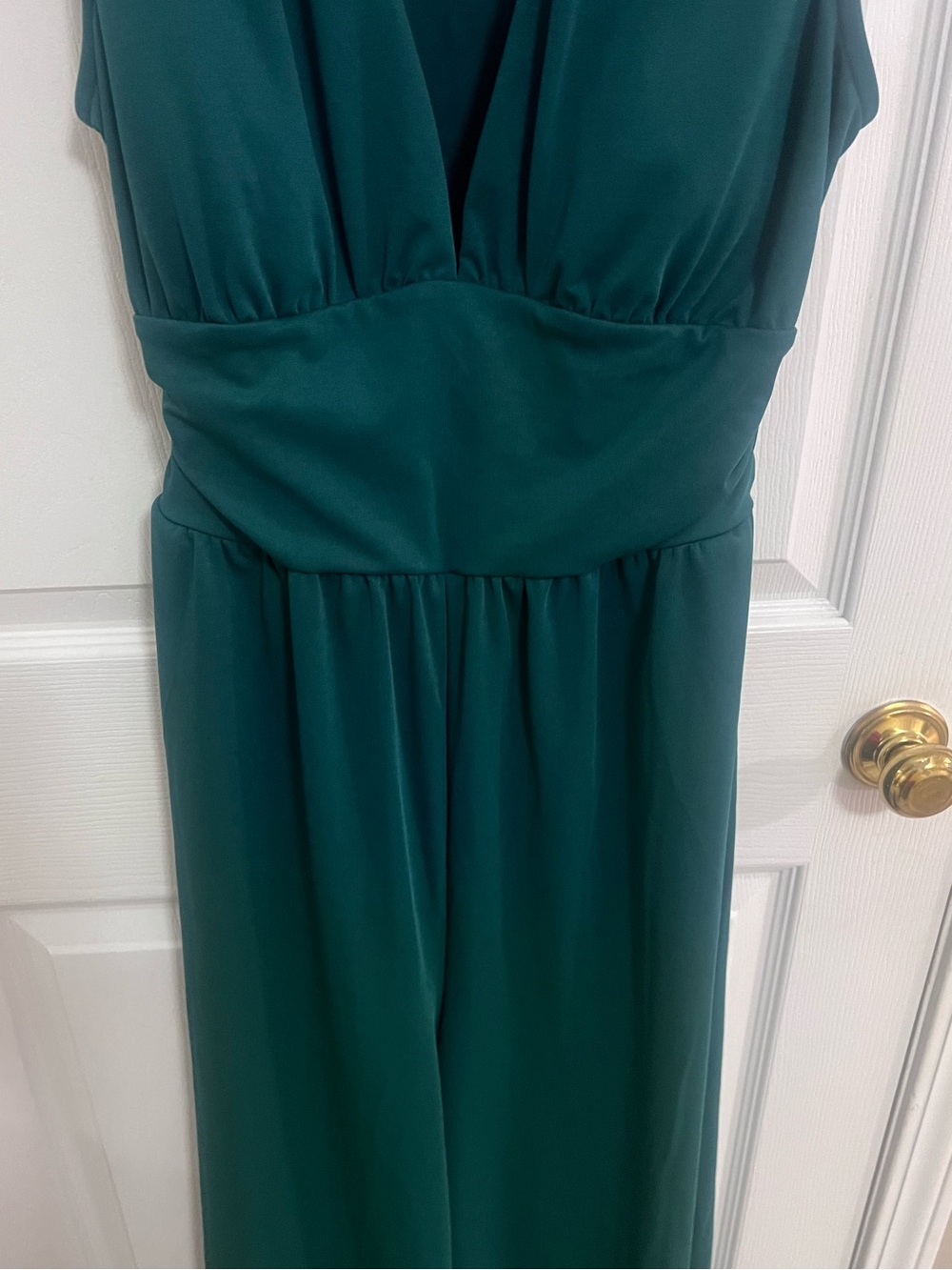 Halara Easy Peezy V Neck Sleeveless Ruched Pocket Jumpsuit in hunter green M, XL - Picture 6 of 10